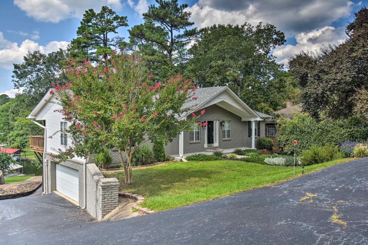 Hot Springs Home On Lake With Private Boat Dock! Exterior photo